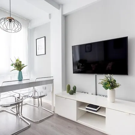 Wintowinrentals Bien Situado, Completo Y Acogedor Apartment Malaga